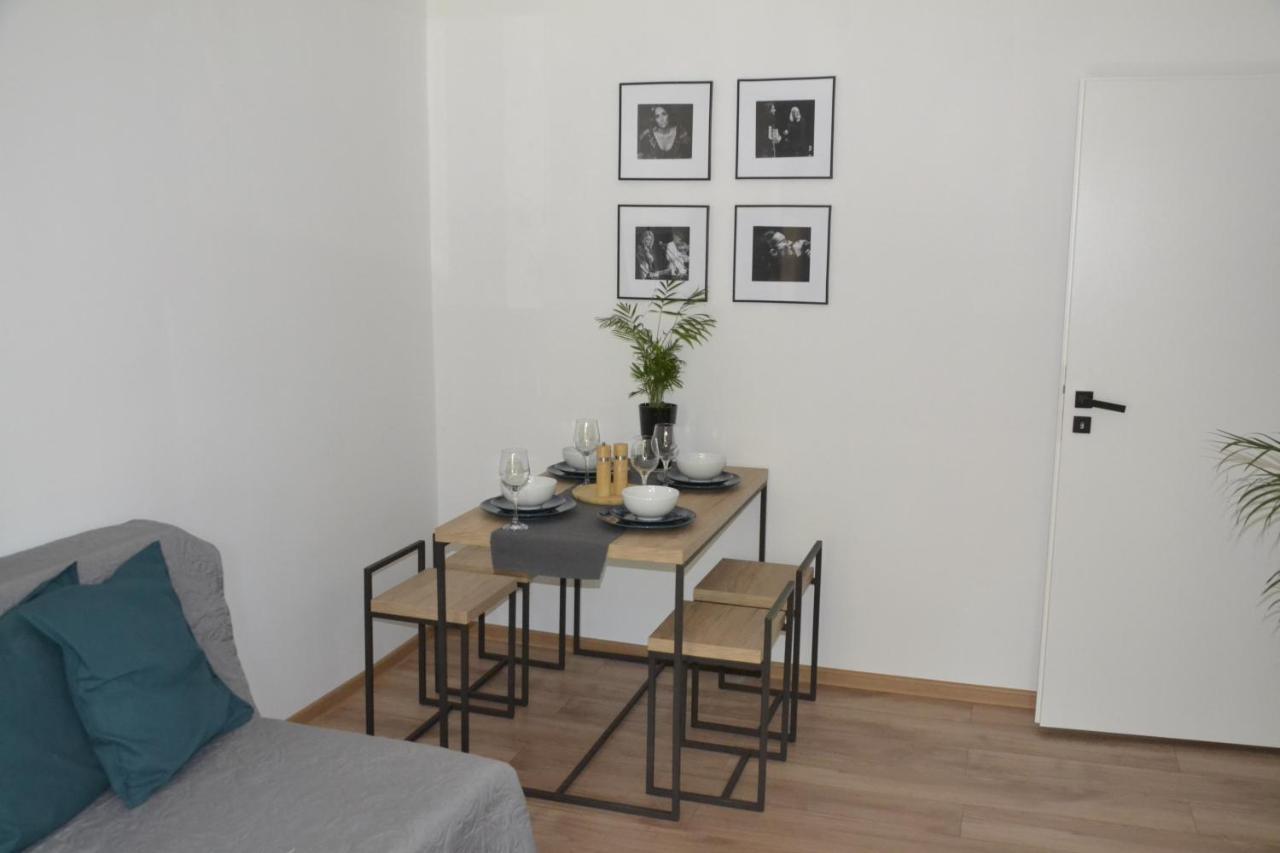 N17 Apartament Apartamento Cracóvia Exterior foto